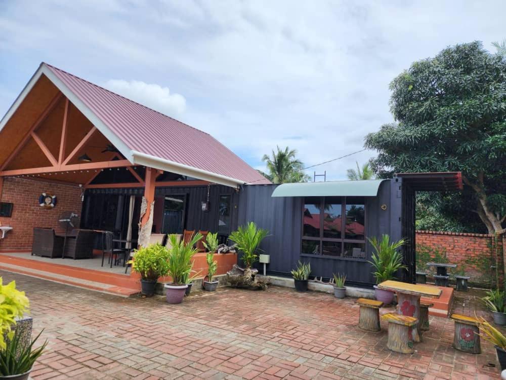 Homestay Umbai Kelana Merlimau ภายนอก รูปภาพ
