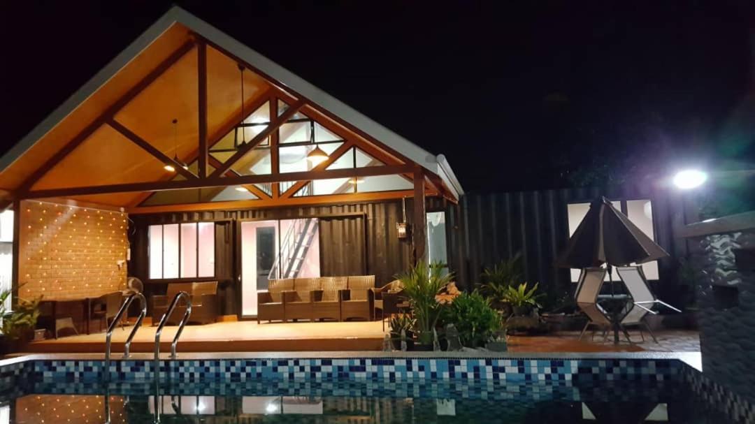 Homestay Umbai Kelana Merlimau ภายนอก รูปภาพ